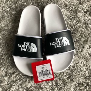 NWT The North Face Women’s slides